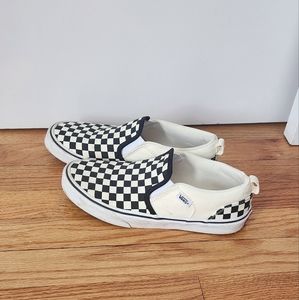 Youth Van's size 6